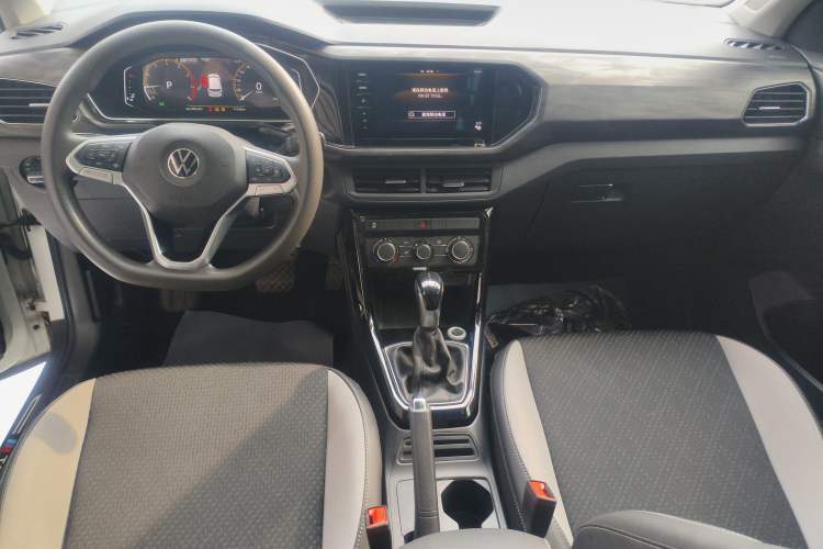 Used Volkswagen Tacqua 2020 1.5L Automatic Yue
