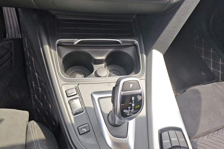 Used BMW 3 Series 2019 320i M Sport Package
