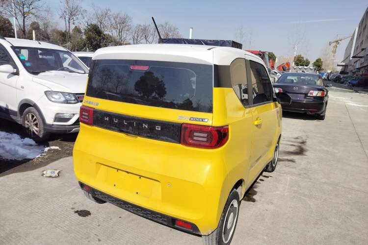 Used Wuling Hongguang MINIEV 2021 Macaron Fashion Model Lithium Iron Phosphate
