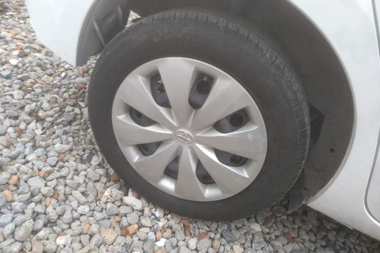 Used Toyota YARiS L 2016 Revised 1.5E CVT Charming Edition
