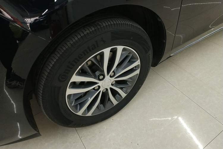 Used Buick GL8 2023 ES Lu Zun Comfort Model