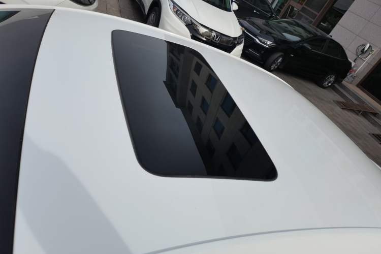 Used Chevrolet Monza 2022 320 Automatic Enjoyment Sunroof Version
