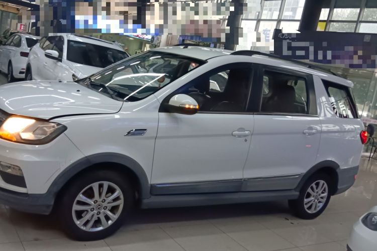 Used Dongfeng Fengon 370 2016 1.5L Manual Elite Home Edition 7-Seater