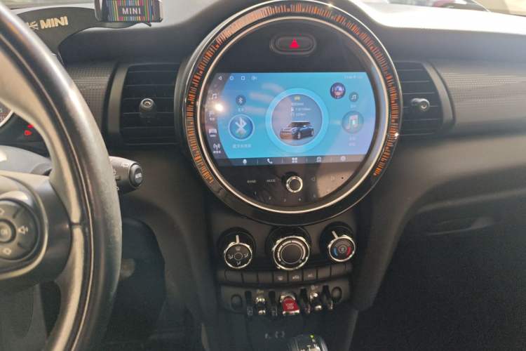 Used  MINI 2016 1.5T COOPER
