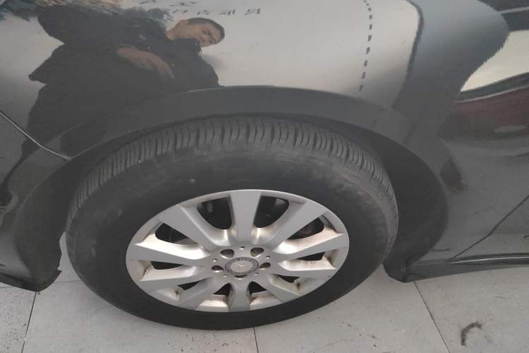 Used Mercedes-Benz R-Class 2017 R 320 4MATIC Business Edition Prestige Model
