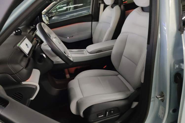 Used Nio ES6 2023 75 kWh
