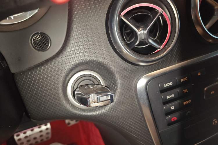 Used Mercedes-Benz A-Class 2015 A 200 Fashion Model