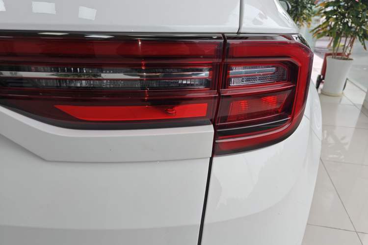 Used Changan CS35PLUS 2019 1.4T DCT Smart Connect Blue Whale Edition