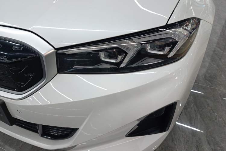 Used BMW i3 2022 eDrive 35 L
