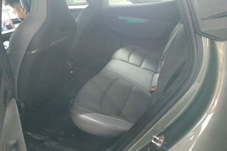 Used Lynk & Co 08 EM-P 2023 220km All-Wheel-Drive Performance Halo