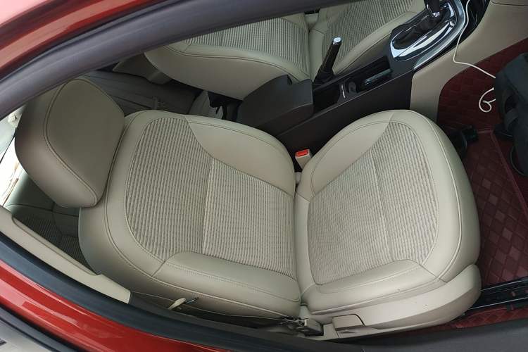 Used Buick Regal 2015 2.0L Leading Fashion Edition
