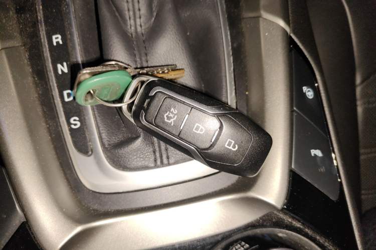 Used Ford Mondeo 2013 2.0L GTDi240 Flagship Edition