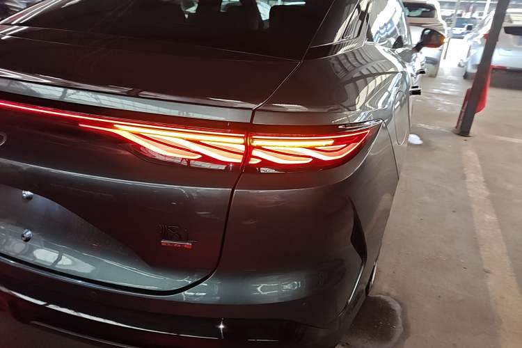 Used BYD Han L 2025 EV 701KM LiDAR Deluxe Edition