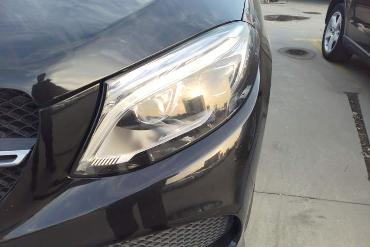 Used Mercedes-Benz GLE Coupe 2017 GLE 320 4MATIC Coupe SUV
