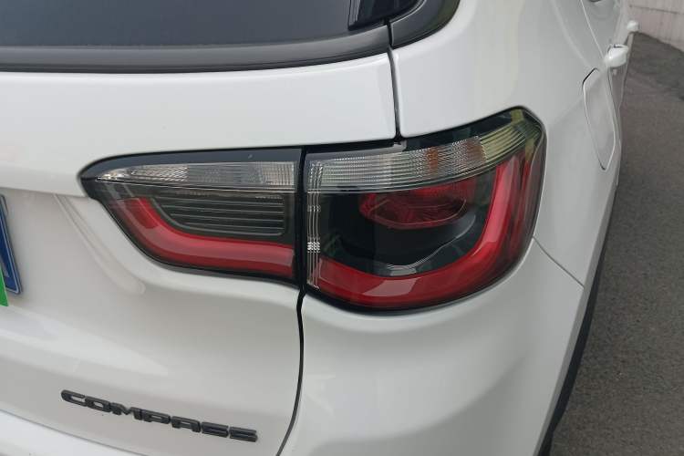 Used  Compass 2017 200TS Automatic High-Performance All-Wheel Drive Edition
