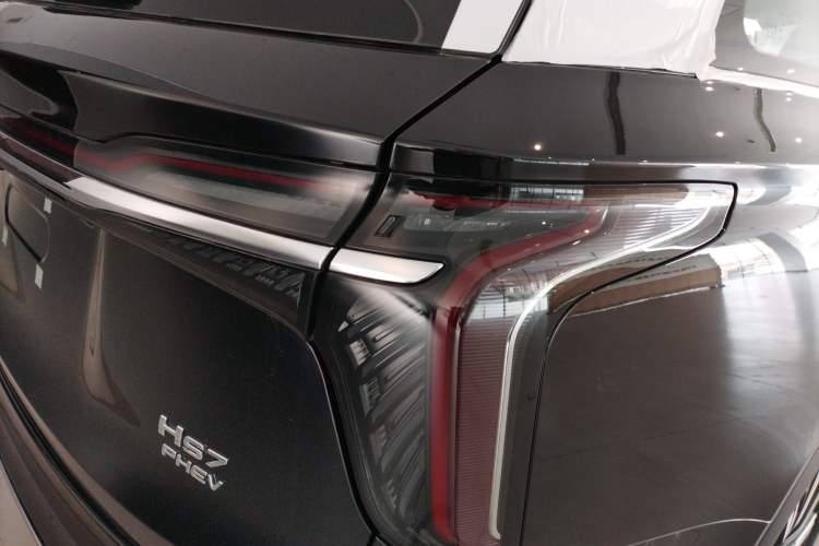 Used Hongqi HS7 PHEV 
