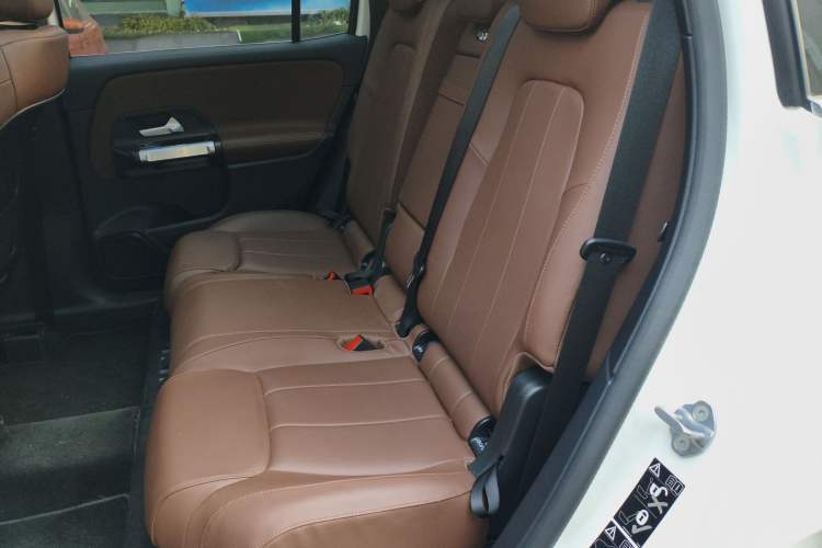 Used Mercedes-Benz GLB 2023 GLB 220 Fashion Model
