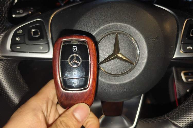 Used Mercedes-Benz E-Class 2016 E 200 L Sport Edition
