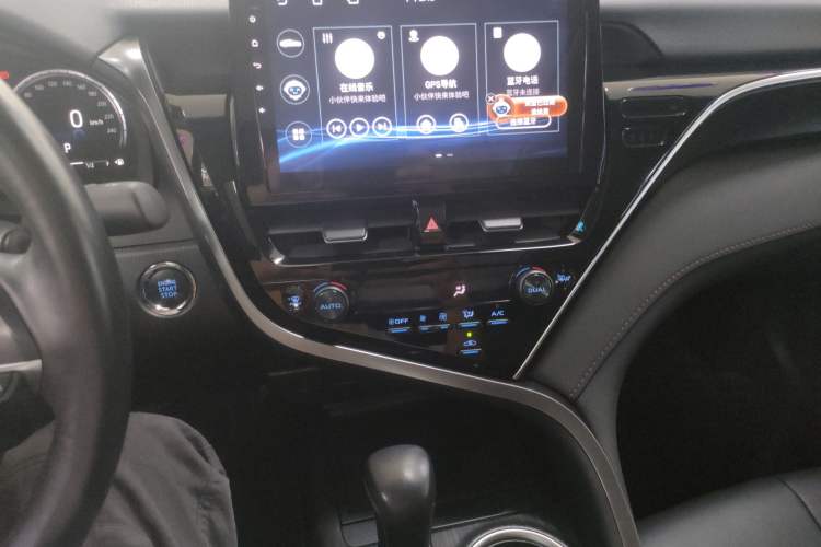 Used Toyota Camry 2021 2.5G Luxury Edition
