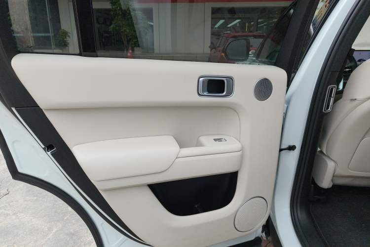 Used Li Auto L7 2023 Air model
