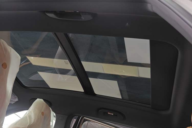 Used Roewe RX5 New Energy 2023 eRX5 Super Hybrid Premium Edition
