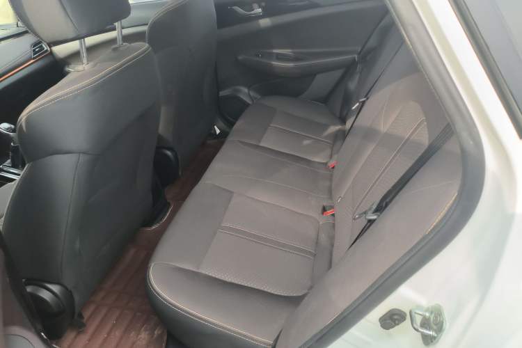 Used Changan Eado DT 2019 1.6L Manual Comfort Model China VI Standard