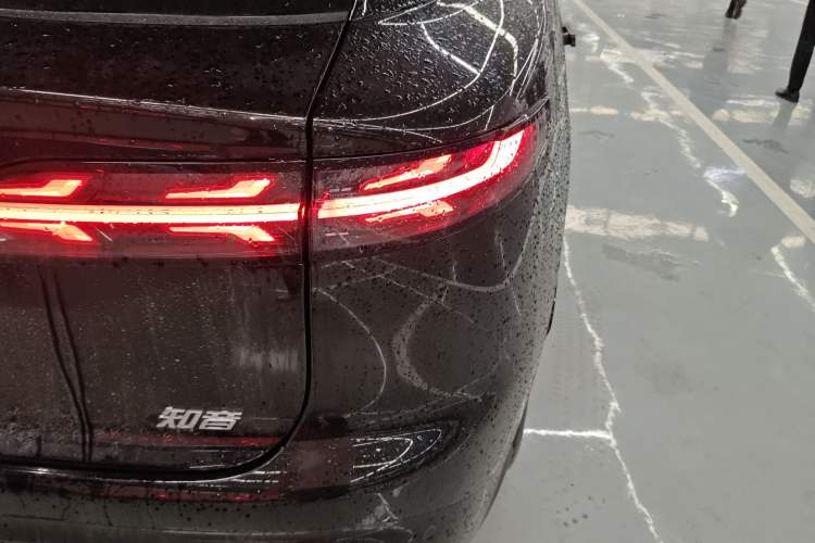 Used VOYAH COURAGE 2024 Four-Wheel Drive Global Edition
