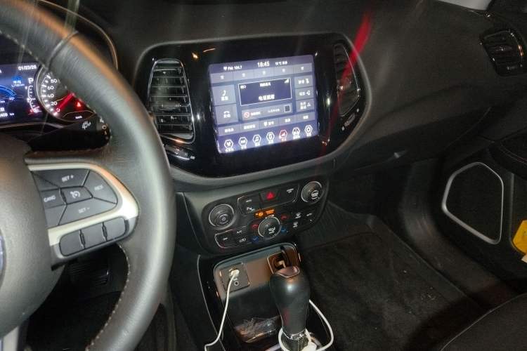 Used  Compass 2020 220T Automatic Elite Edition