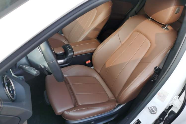 Used Mercedes-Benz GLB 2020 GLB 200 Dynamic Edition
