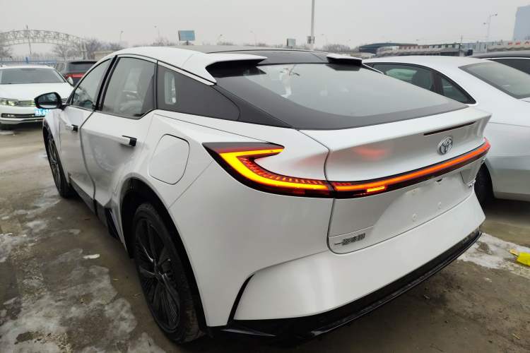 Used Toyota bZ5 2025 Model 550 PRO