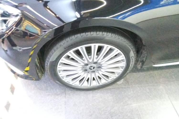 Used Mercedes-Benz E-Class 2023 Updated E 300 L Luxury Edition
