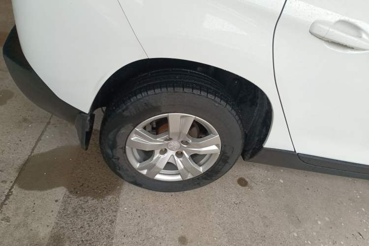 Used Peugeot 2008 2014 1.6L Manual Trend Edition