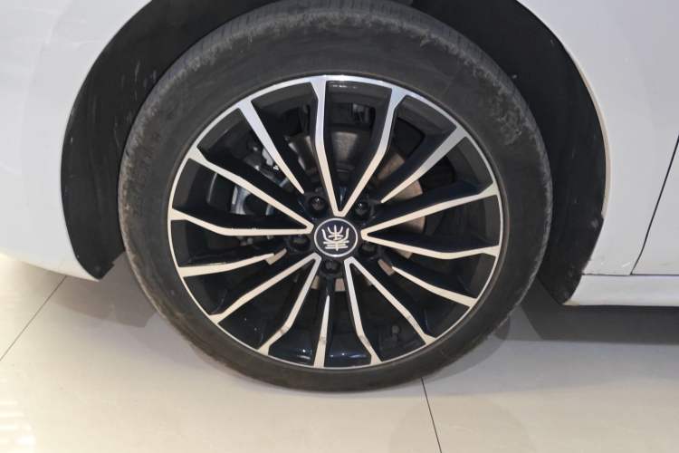 Used BYD Qin PLUS 2021 EV 600KM Flagship Model