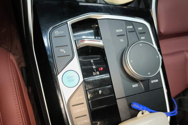 Used BMW i3 2022 eDrive 35 L
