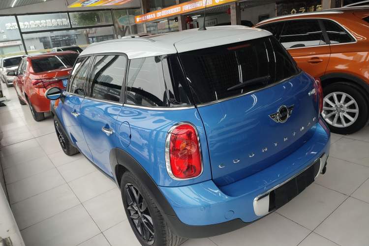 Used  Countryman 2014 1.6L COOPER Fun
