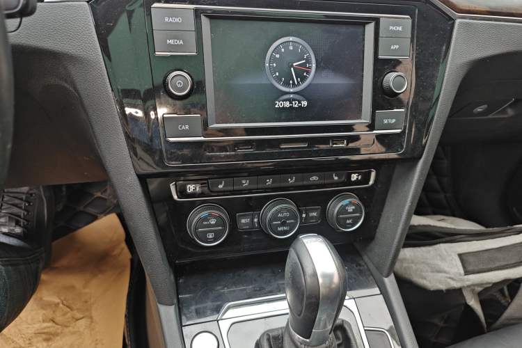 Used Volkswagen Magotan 2018 Facelift 330TSI DSG Luxury Model