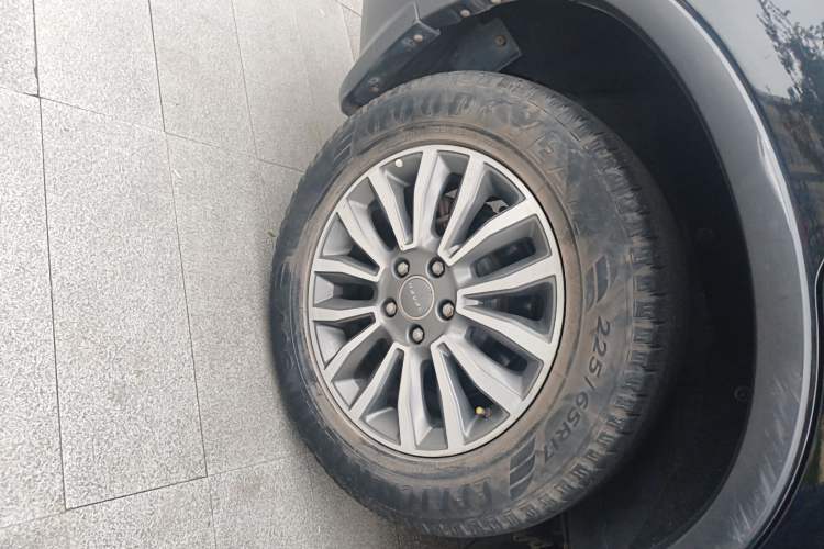 Used Haval H6 2015 Sport Edition 1.5T Automatic Two-Wheel Drive Luxury Model