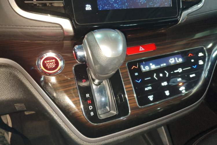 Used Honda Odyssey 2018 2.4L Luxury Edition