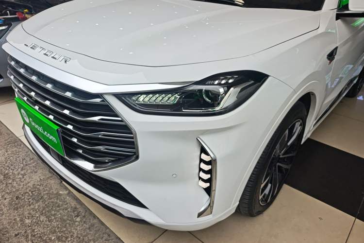 Used JETOUR X70 PLUS 2021 1.6T DCT Pro+ 5-Seater
