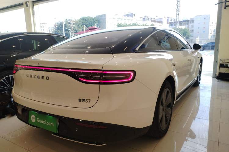 Used Hima Luxeed S7 2024 Max Rear-Drive Long-Range Intelligent Driving Version