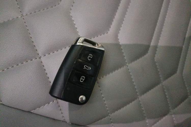 Used Volkswagen Tayron 2023 300TSI Two-Wheel-Drive Luxury Plus Advanced Edition