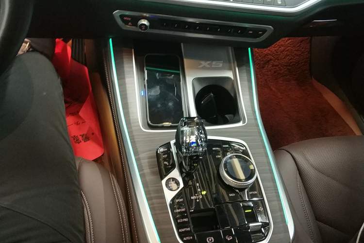 Used BMW X5 2022 Restyled xDrive 40Li Luxury Edition M Sport Package
