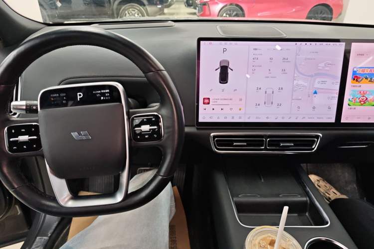 Used Li Auto L8 2023 Max model
