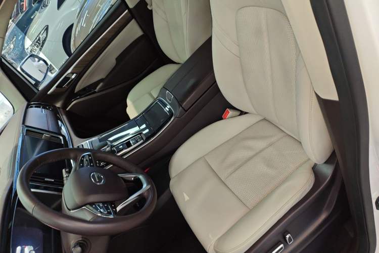 Used GAC Trumpchi M8 2023 Lingxiu Series 390T Prestige Edition
