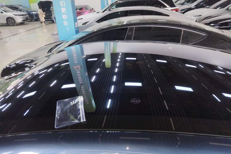 Used  SU7 2024 Rear-Drive Ultra-Long Range Advanced Pro-Level Intelligent Driving Version
