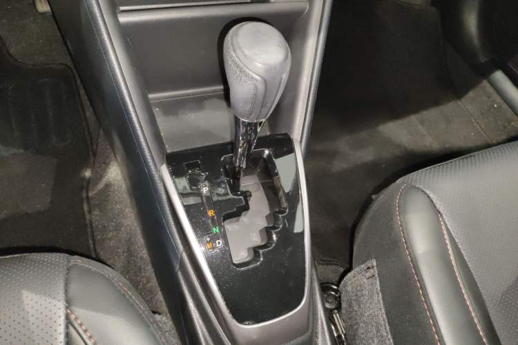 Used Toyota YARiS L 2022 X-Trail 1.5L CVT Luxury PLUS Edition