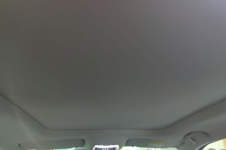 Used Chevrolet Trax 2021 325T Automatic Fun Edition China VI Standard