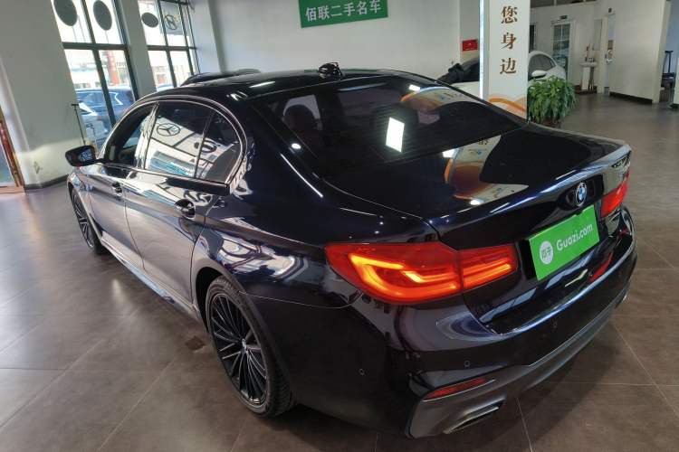 Used BMW 5 Series 2019 Facelifted 530Li Leading Edition M Sport Package

