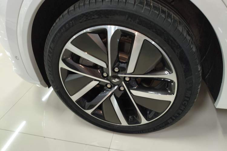 Used Li Auto L7 2023 Air model
