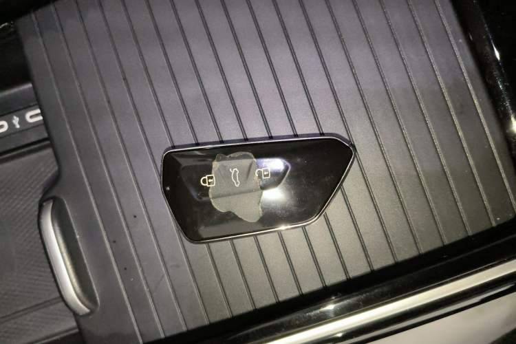 Used Volkswagen ID.6 CROZZ 2022 Long-Range PRO Edition
